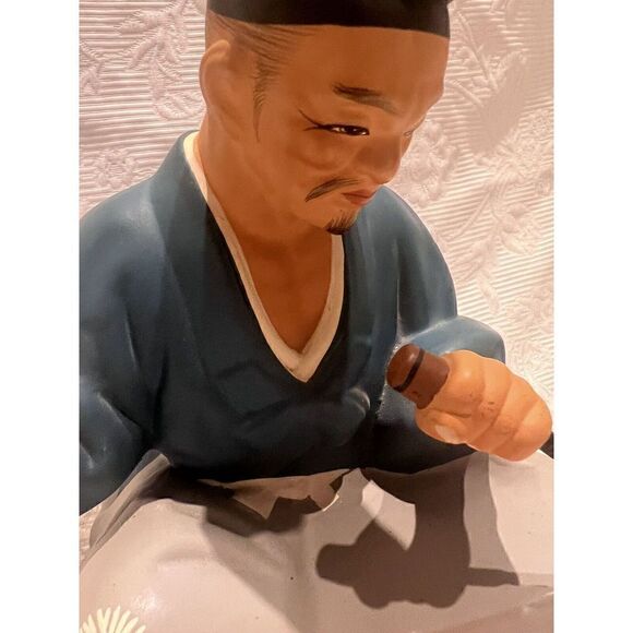 Sakohakatadoll Hakata Japan Crosslegged Man Using Chisel Traditional Dress - Picture 6 of 15